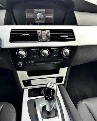BMW Seria 5 cena 26900 przebieg: 229000, rok produkcji 2007 z Wyrzysk małe 742